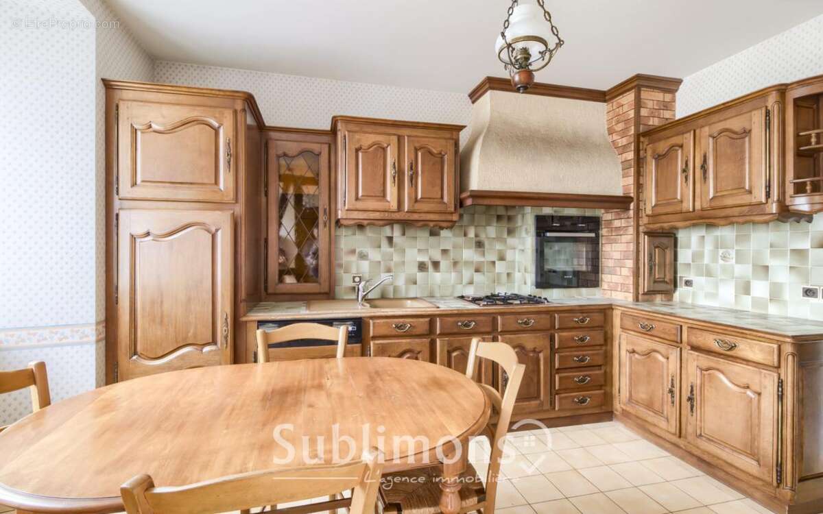 Maison à MAURE-DE-BRETAGNE