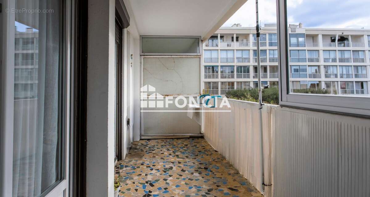 Appartement à CARRY-LE-ROUET