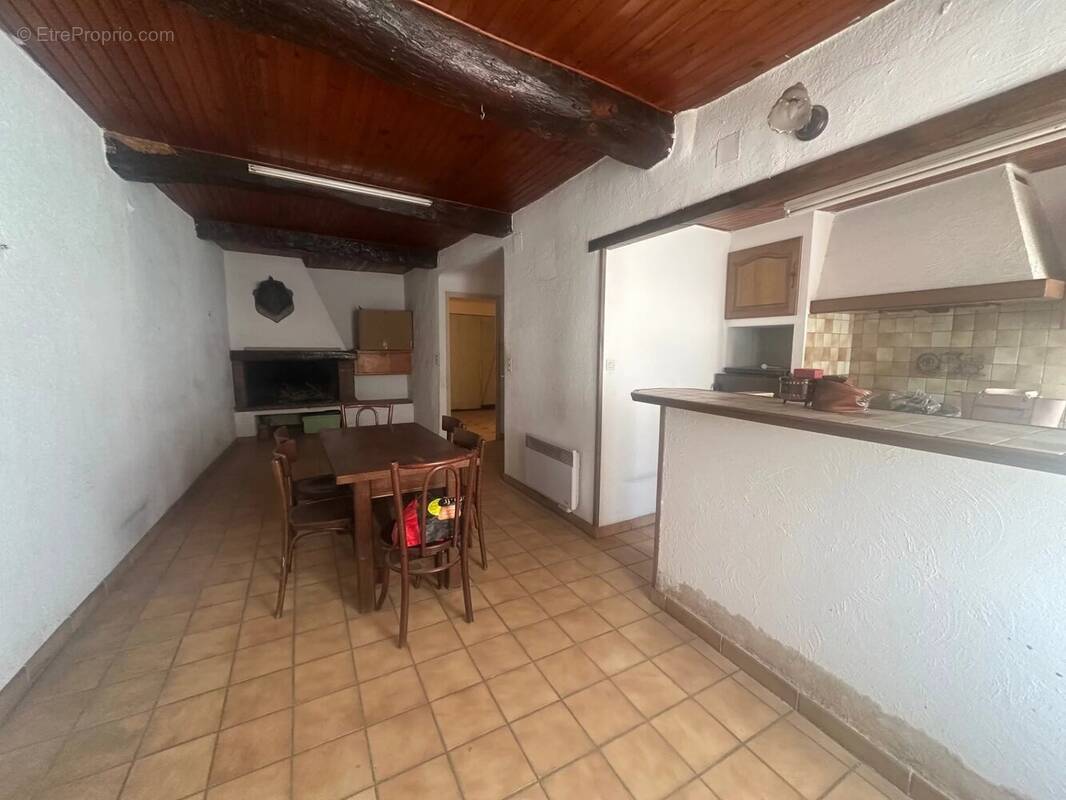 Appartement à NANS-LES-PINS