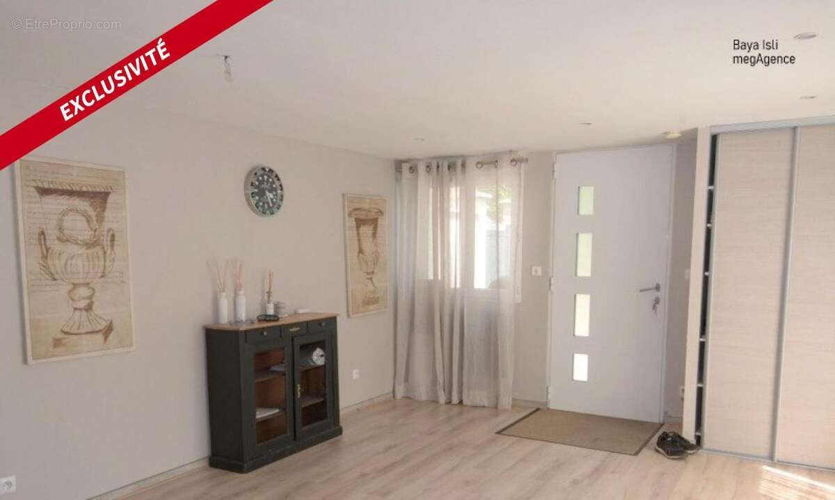 Tènement immobilier de 2 maisons avec piscine, garage et terrain – 364 000 € FAI - photo 3