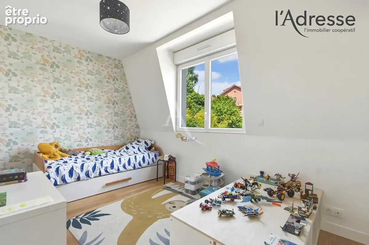 Maison familiale de 180m² avec jardin de 392m² ! - photo 11