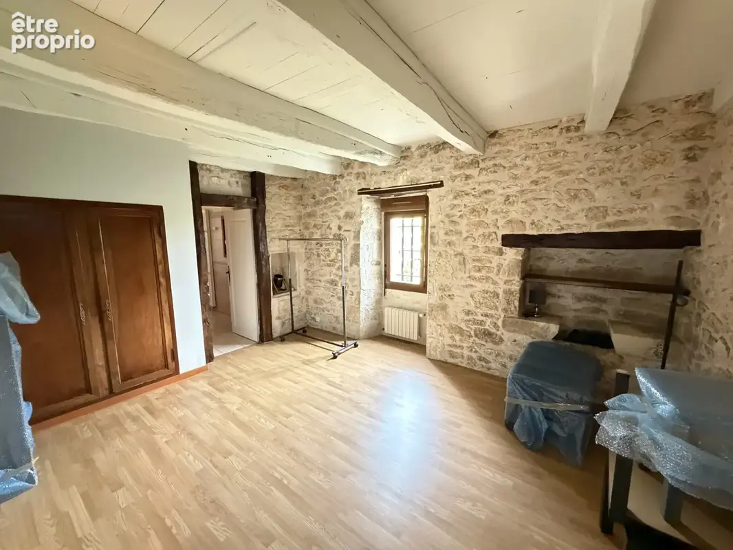 Propriété de caractère en pierre - photo 25