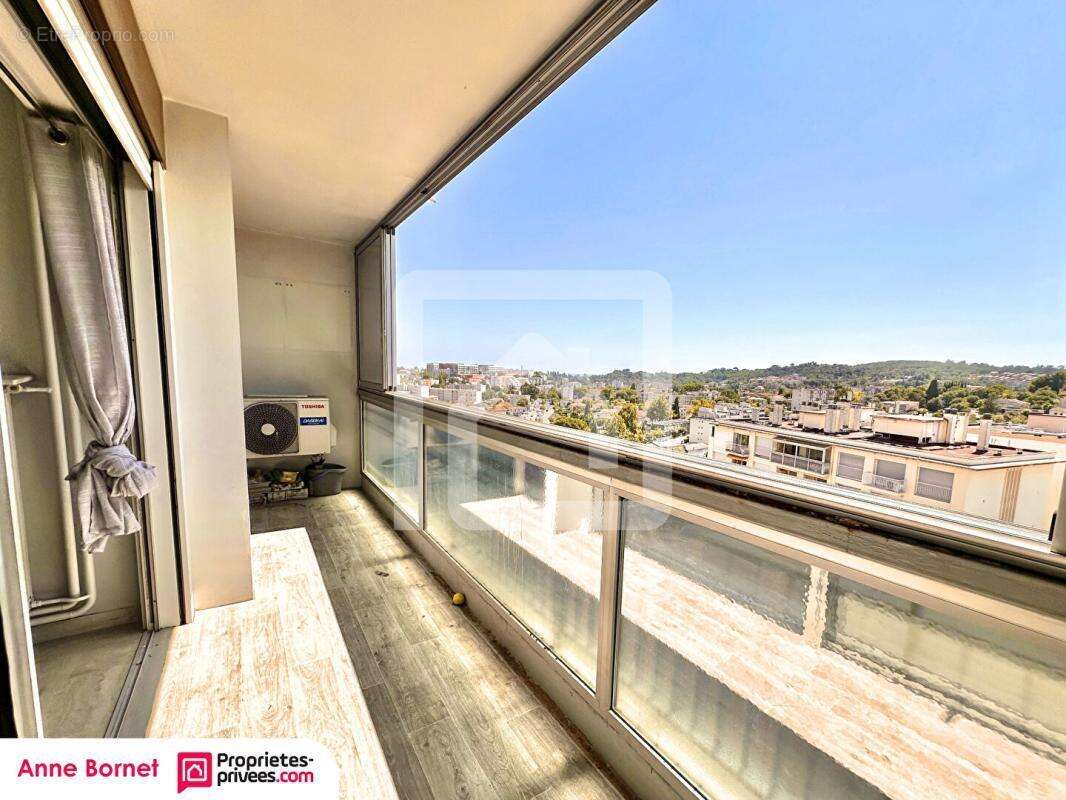 Appartement 4 pièces 89 m2 avec 3 loggias, parking au sous-sol - photo 4
