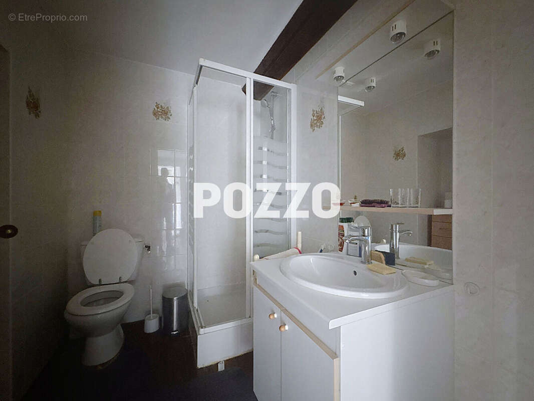 Maison à MUNEVILLE-LE-BINGARD