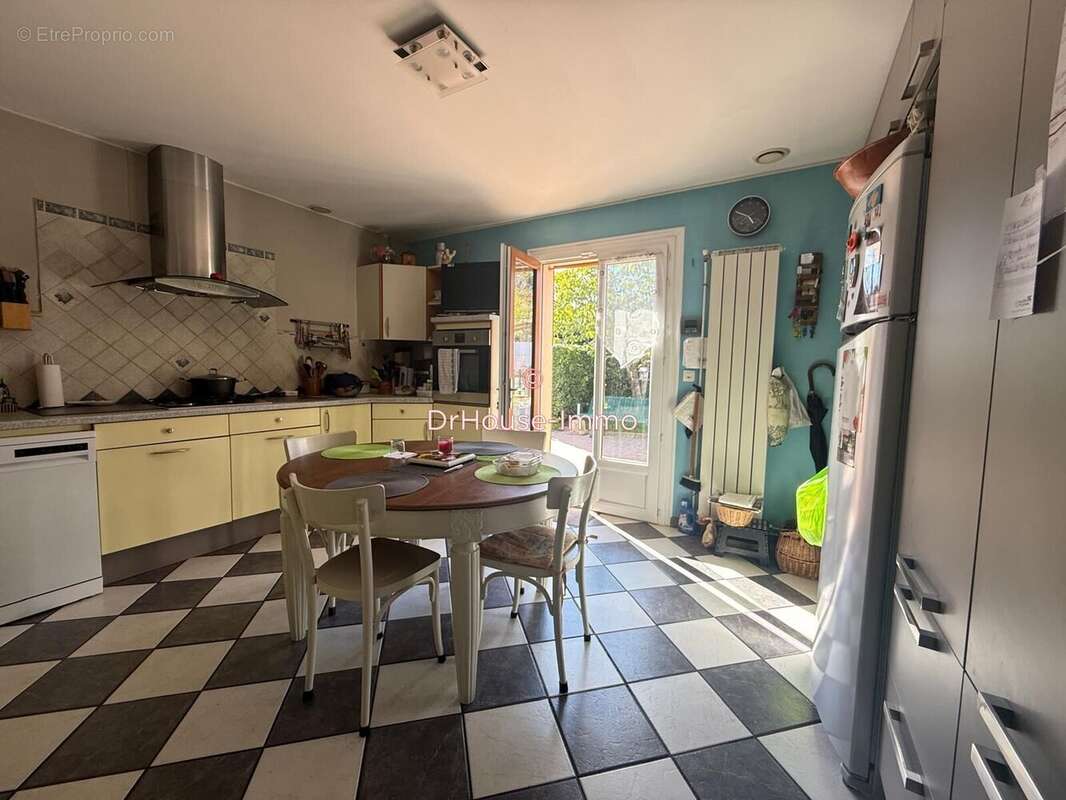 Maison à ARTIGUES-PRES-BORDEAUX