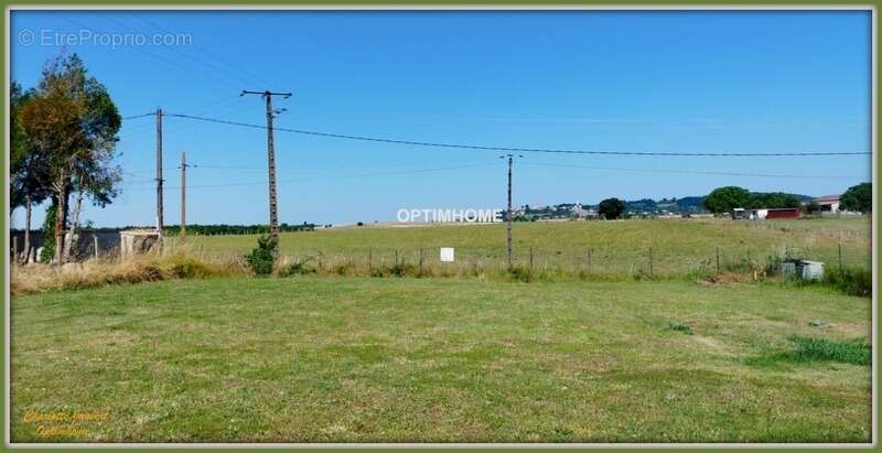 Maison à VILLEBOIS-LAVALETTE