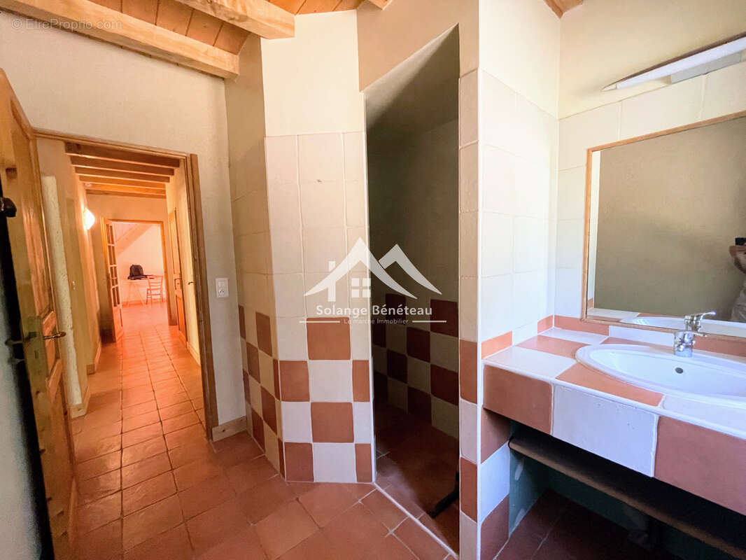 Maison en pierre rénovée au cœur des bois, proche de Pompogne - photo 5