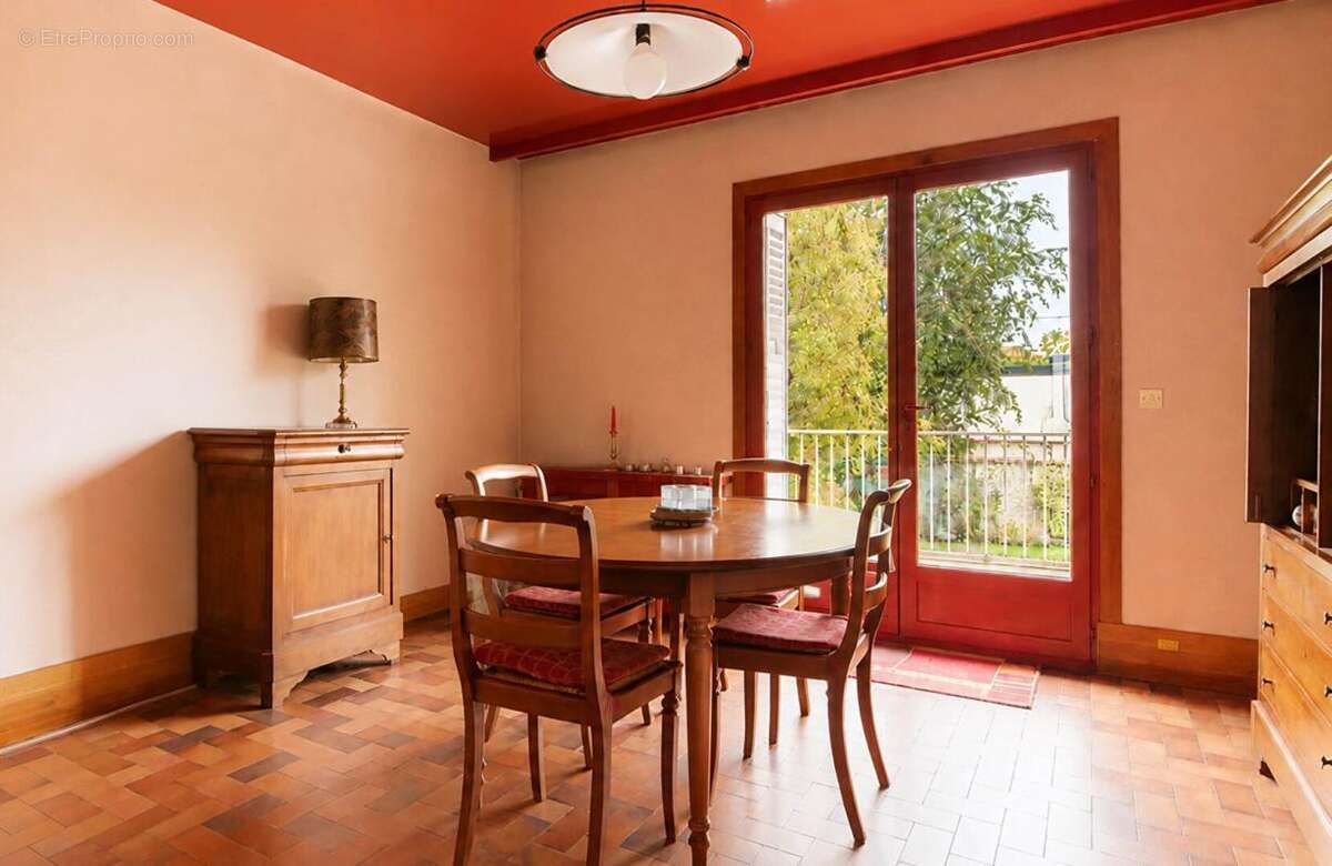 Maison à NEUILLY-PLAISANCE