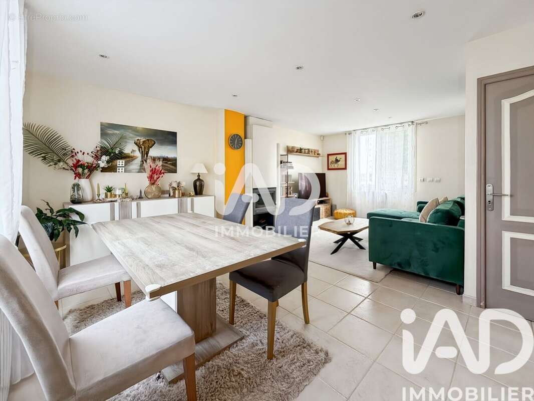 Photo 2 - Maison à NEUILLY-PLAISANCE