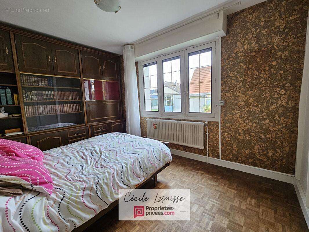 Maison à GRUCHET-LE-VALASSE