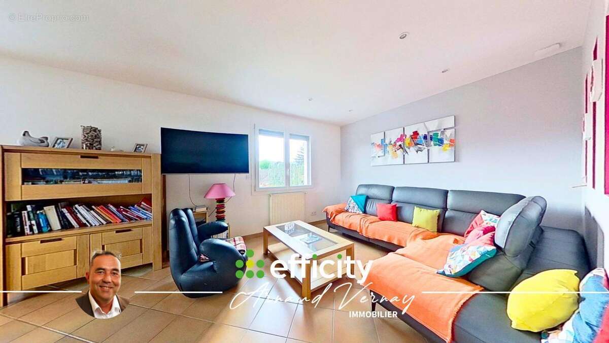 Maison 125 m² à Tarare  - photo 7
