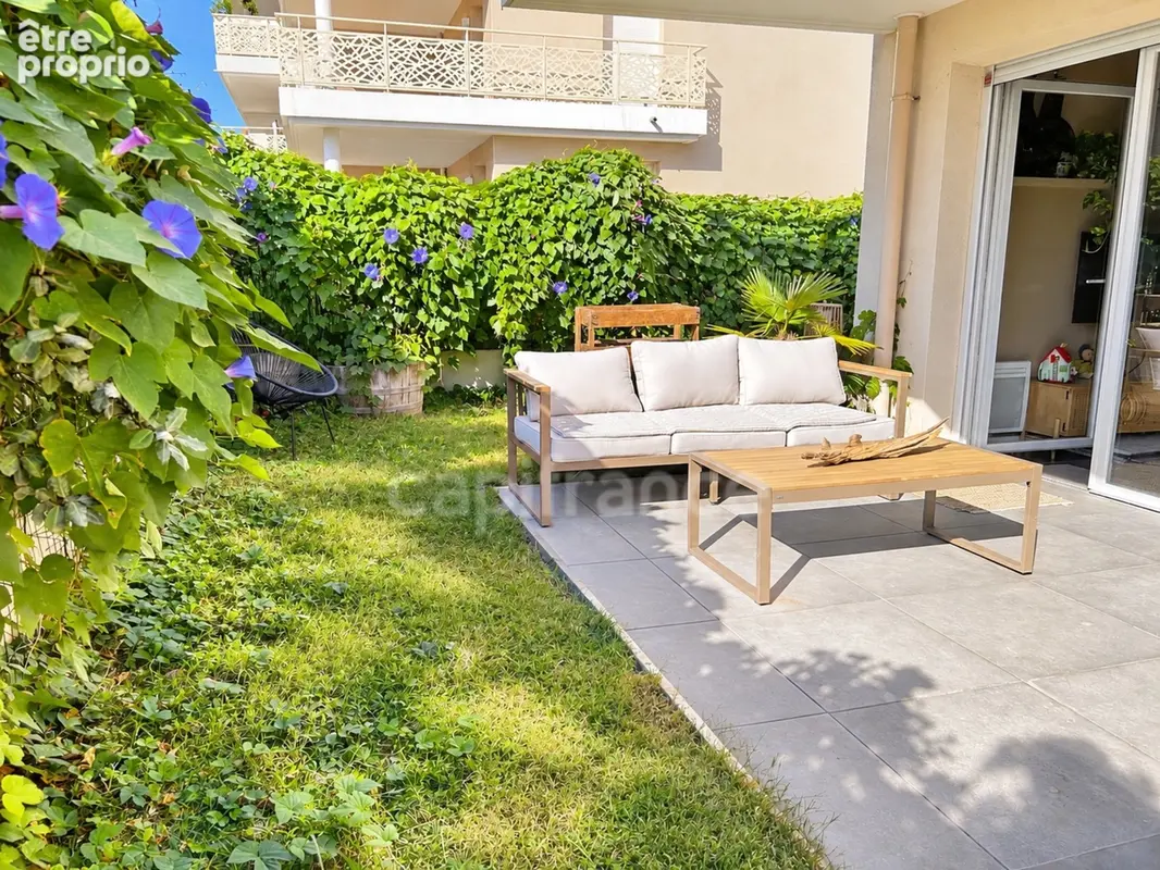 Appartement T3 avec terrasse, jardin et deux stationnements – Centre de Rousset - photo 3