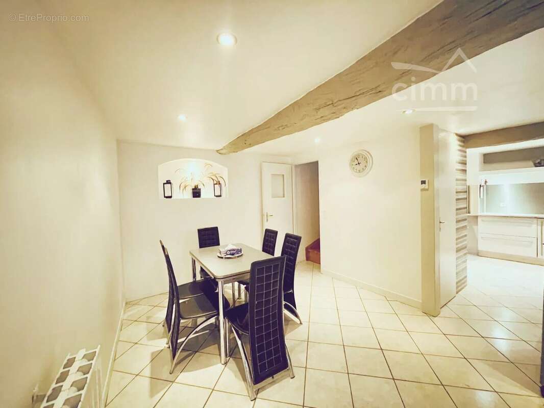 Maison à MORAS-EN-VALLOIRE