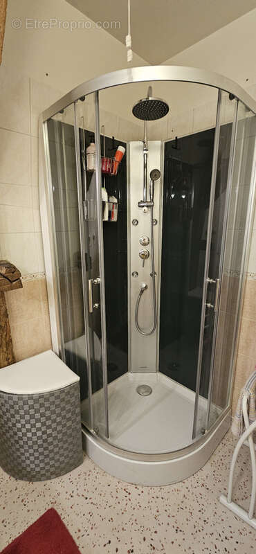 Appartement à COSNAC