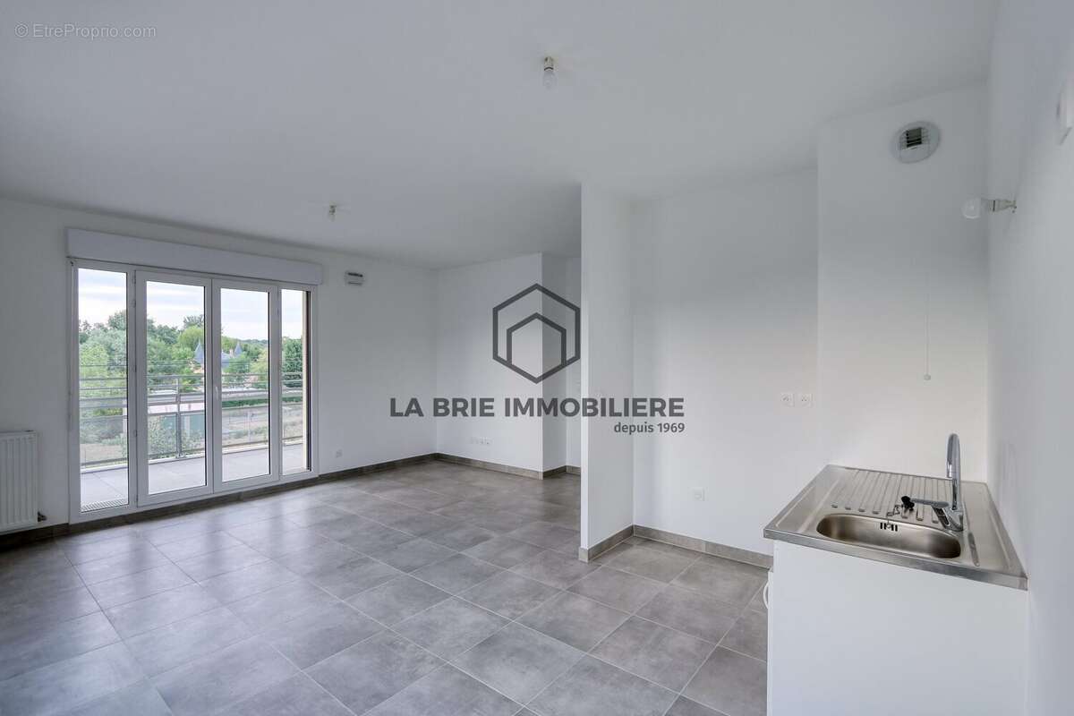 Appartement 61 m² à Mennecy  - photo 5