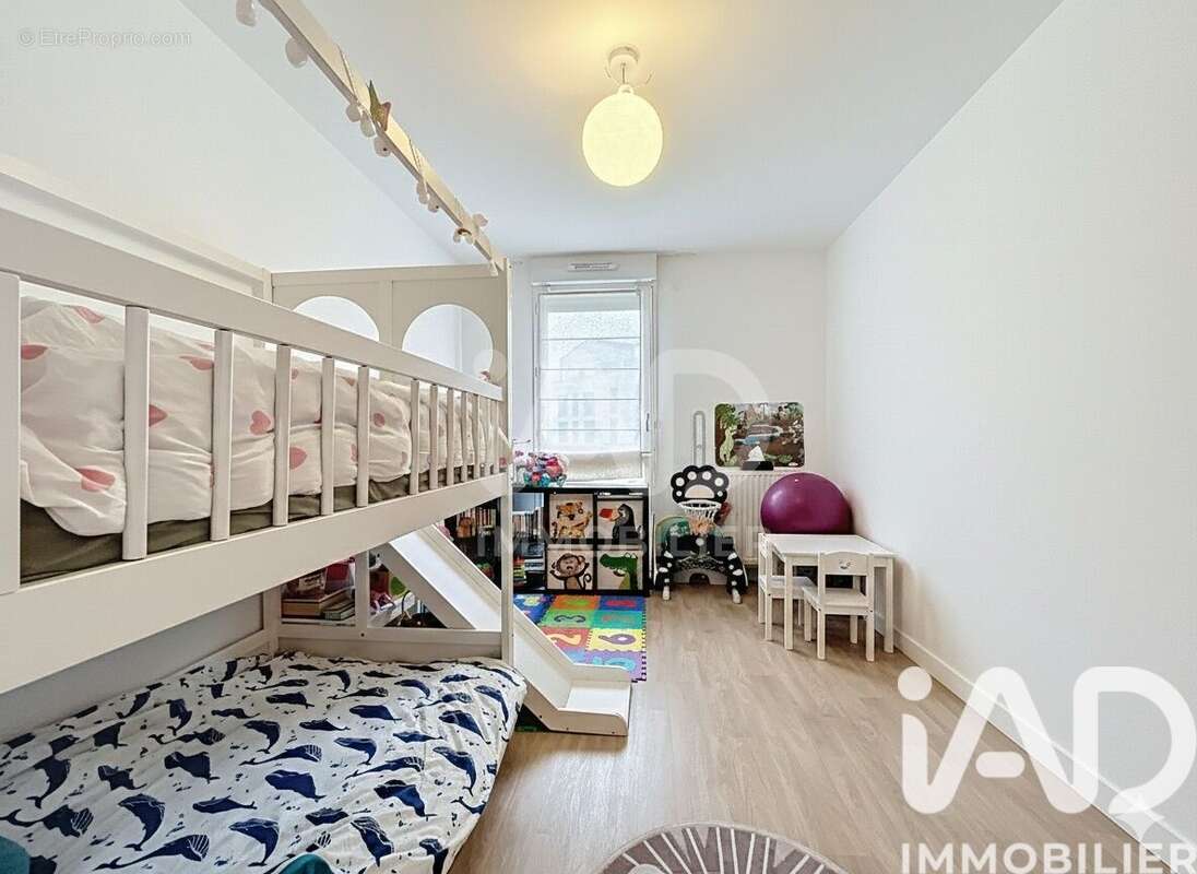 Photo 4 - Appartement à BUSSY-SAINT-GEORGES