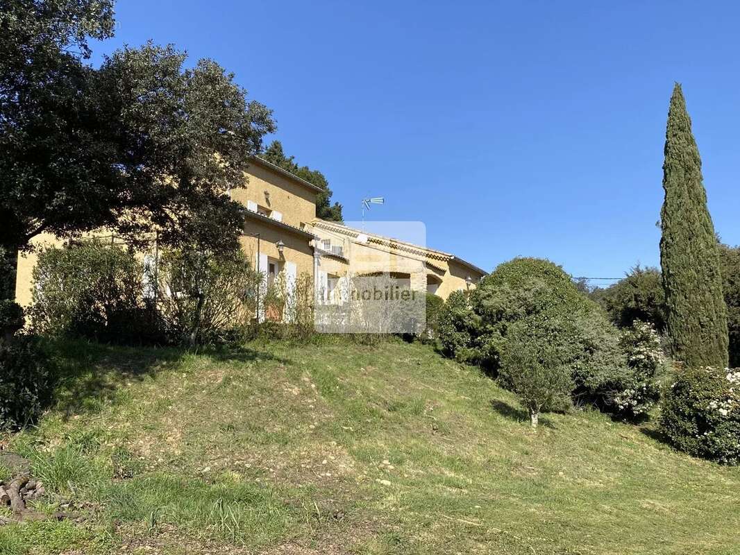 Maison à JONQUERETTES