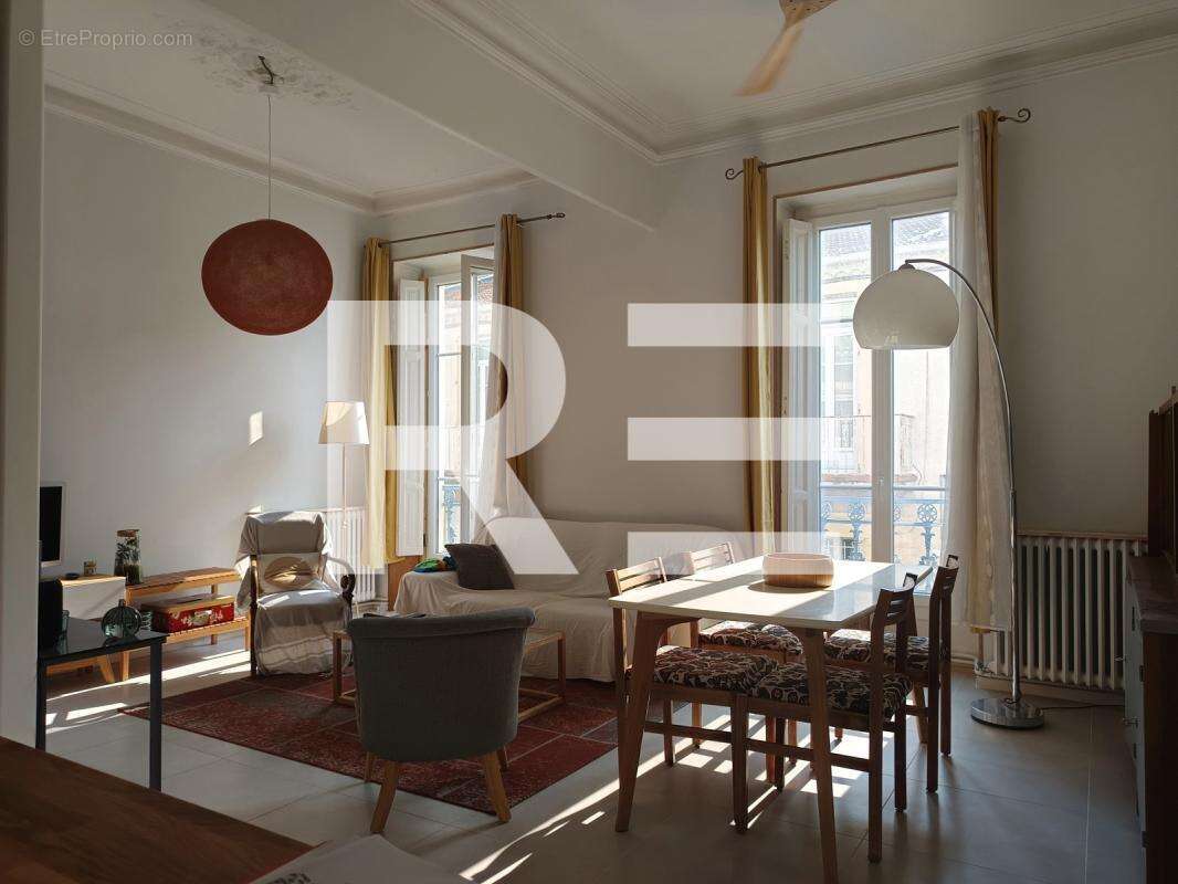 Appartement à NIMES