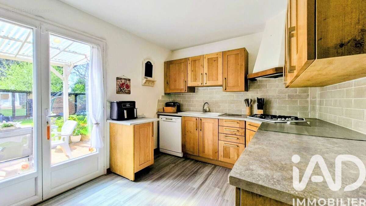 Maison 115 m² à Friardel  - photo 6