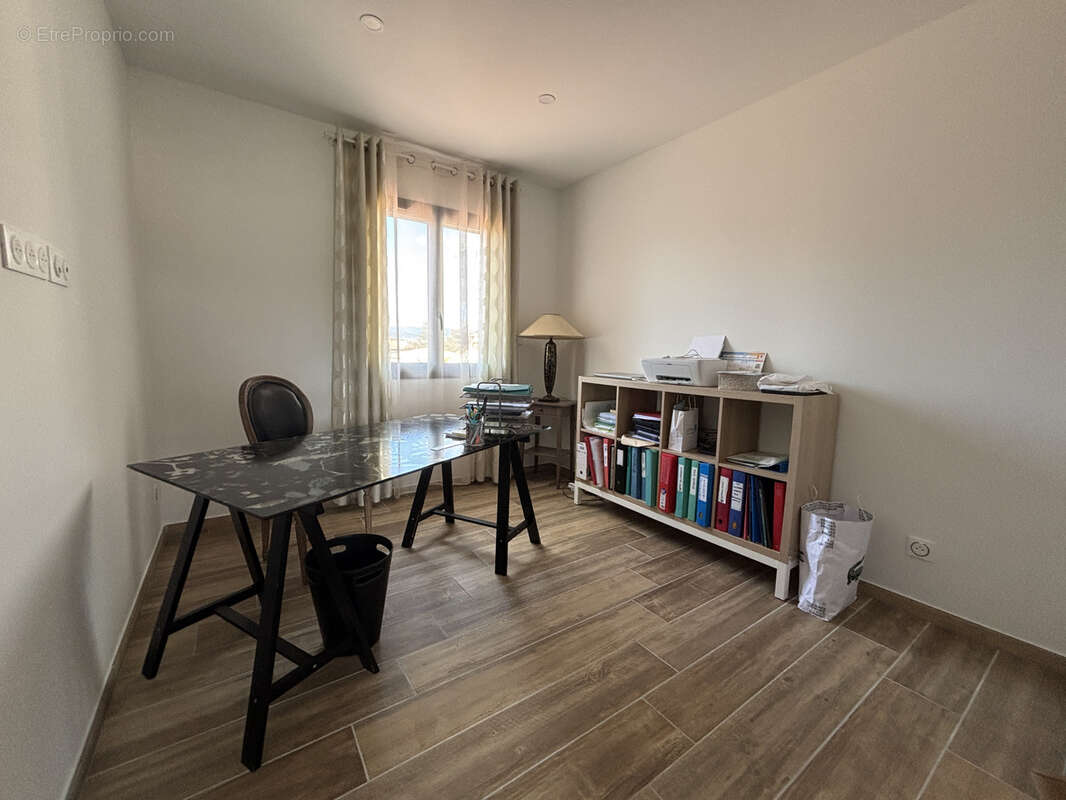 Maison à LIVRON-SUR-DROME