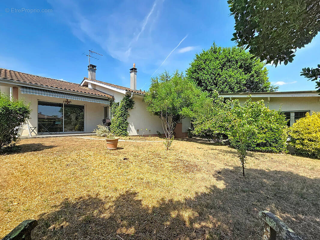 Maison à PESSAC