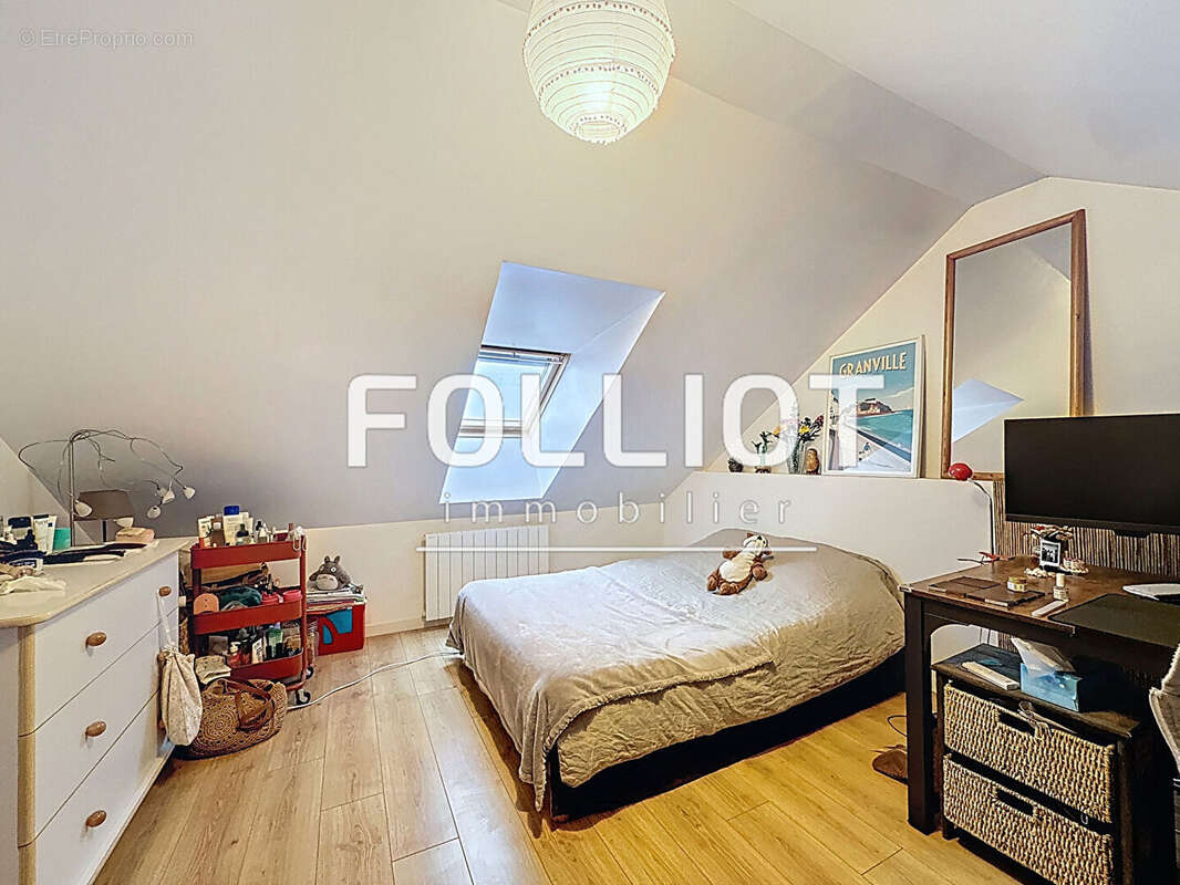 Maison à SAINT-PAIR-SUR-MER