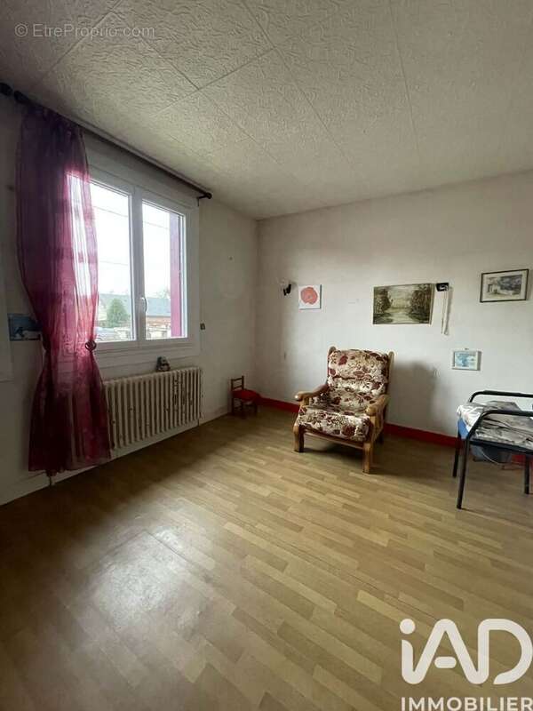 Photo 6 - Maison à ESTREES-SAINT-DENIS