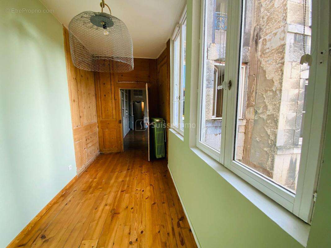 Bel appartement sur cour plein centre - photo 14