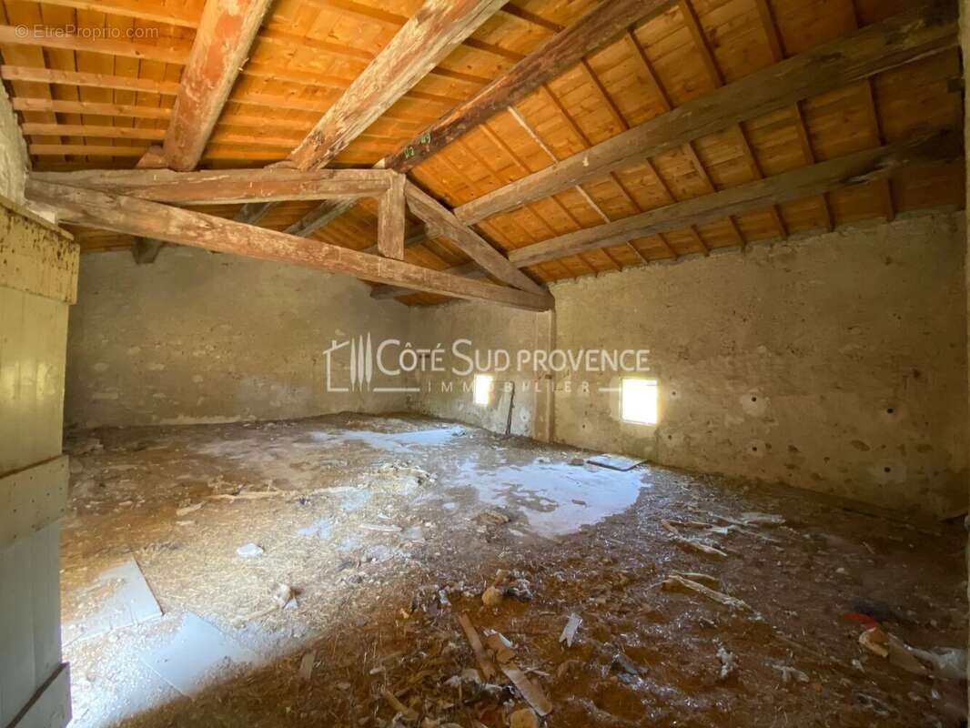 Propriete pernes les fontaines - photo 11