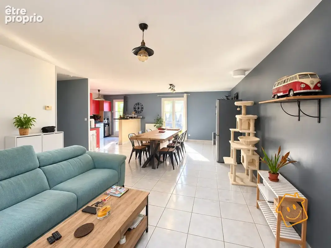 Maison 5 pièces 104 m² à vendre à Plaimpied-Givaudins (18340) - photo 3