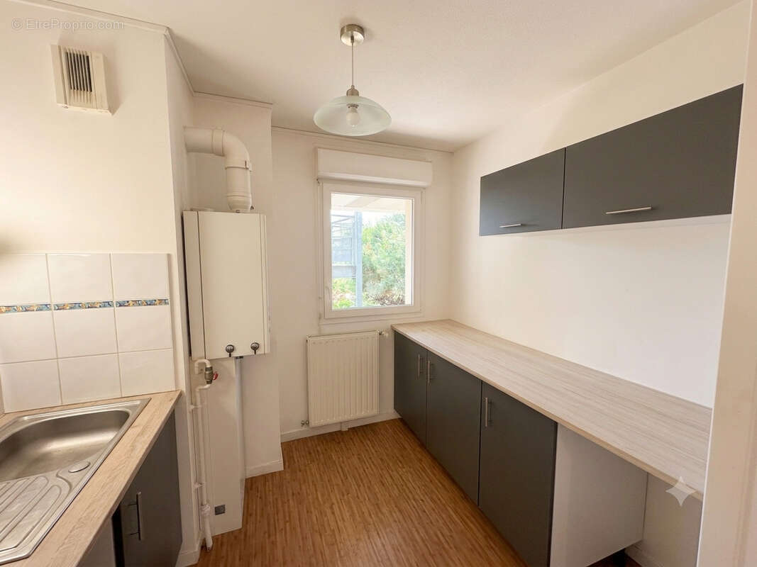 Appartement à YVRAC