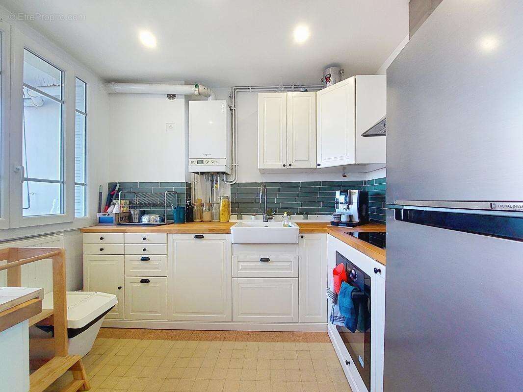 Appartement à LYON-8E