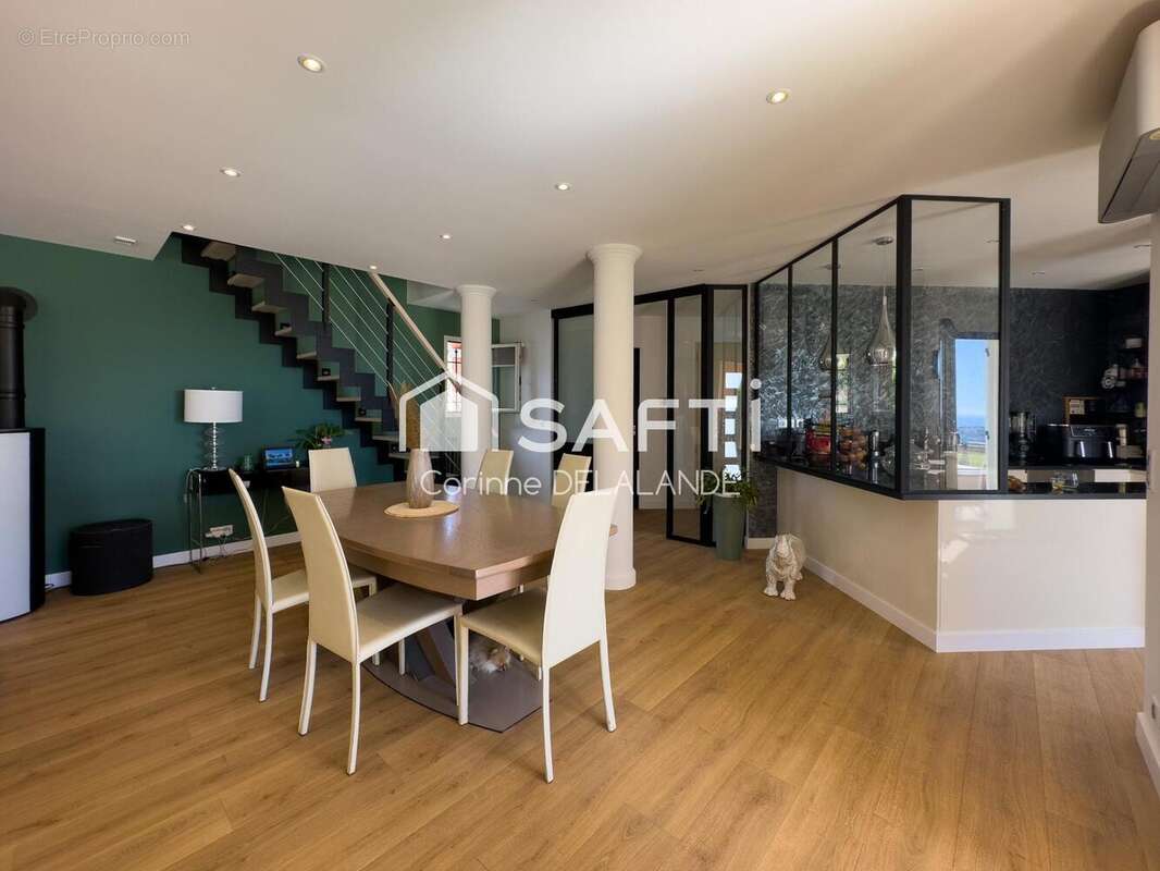 Photo 6 - Maison à SAINT-LAURENT-DU-VAR