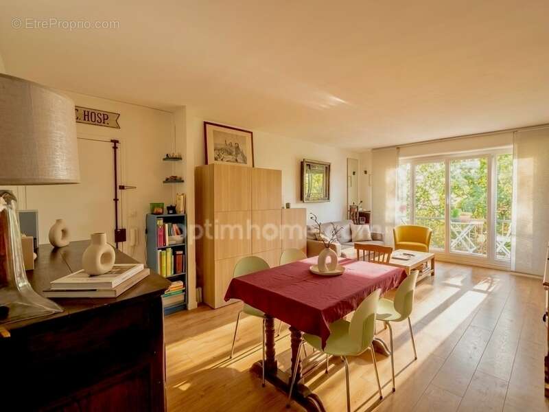 Appartement à LE PLESSIS-BOUCHARD