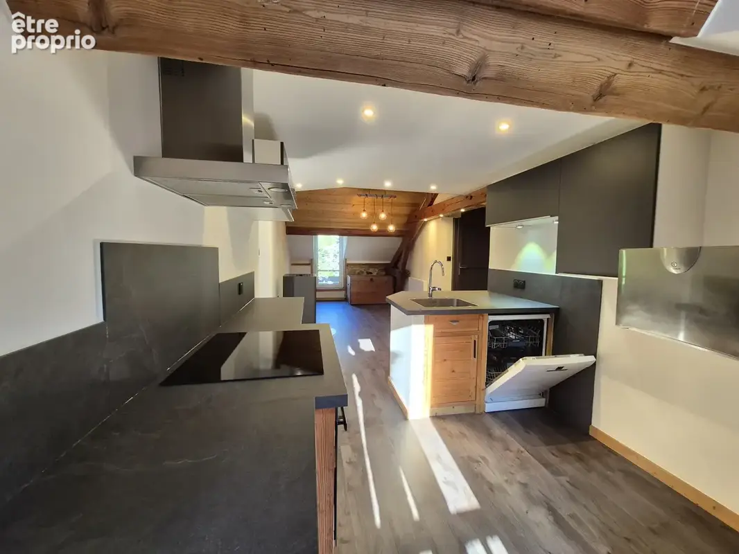 Appartement à L'ARGENTIERE-LA-BESSEE
