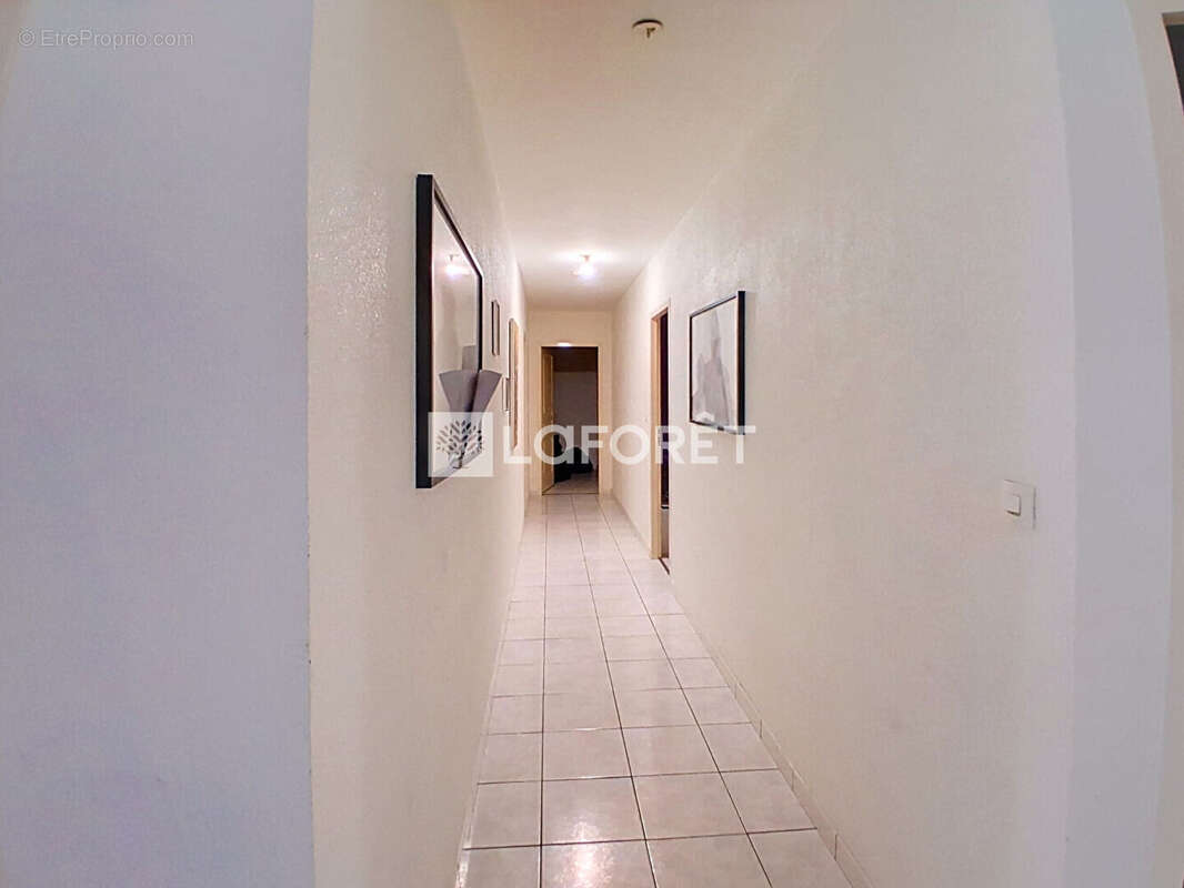 Appartement à JOUDES