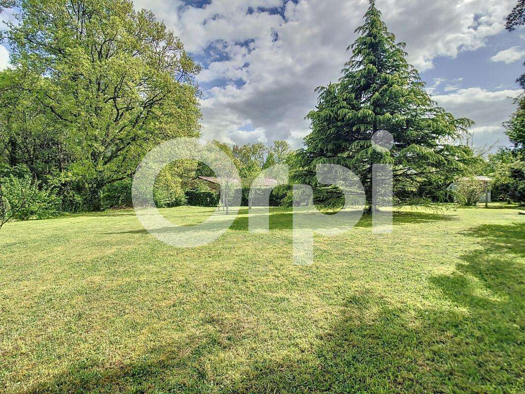 Maison à CHAMPCEVINEL