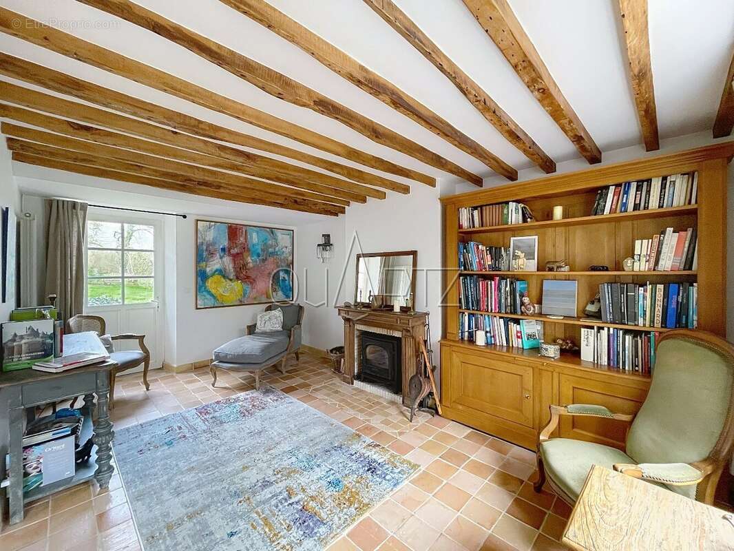 Maison à MARINES