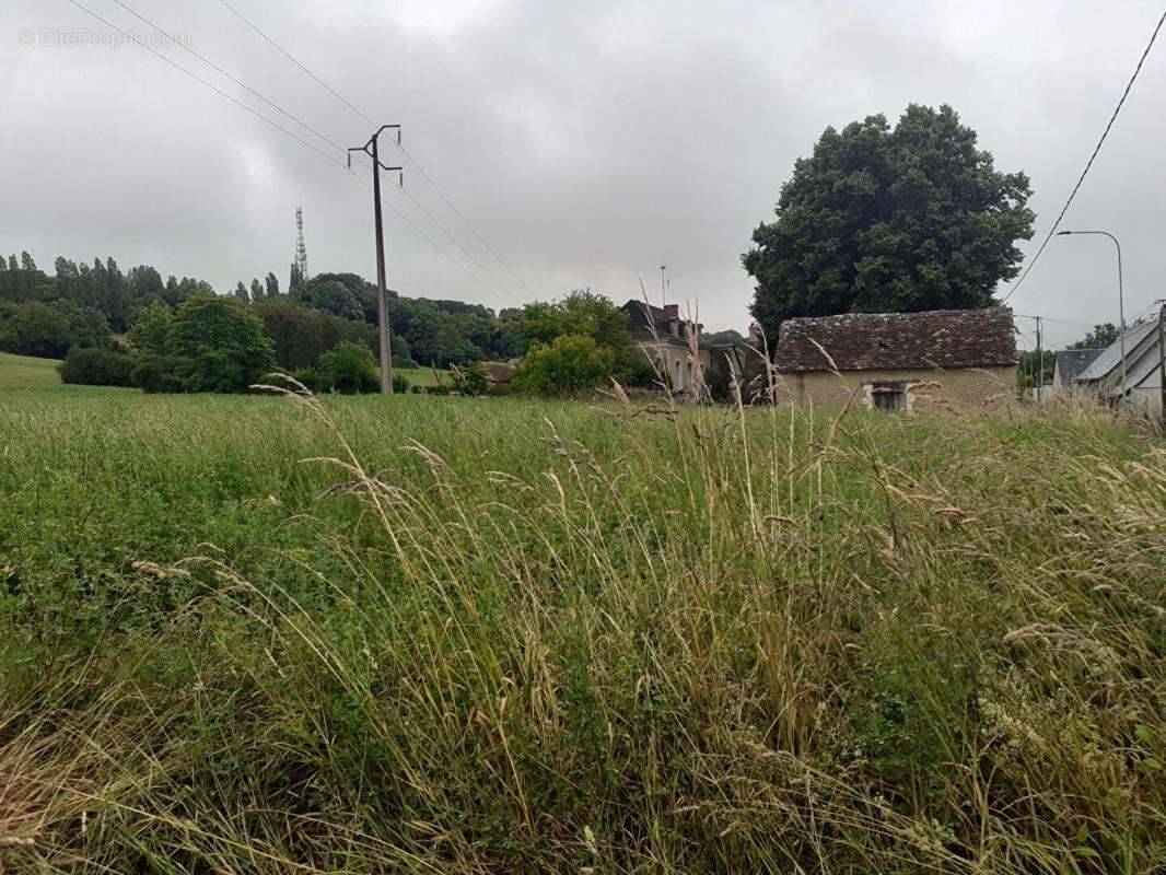 Terrain à LA FLECHE
