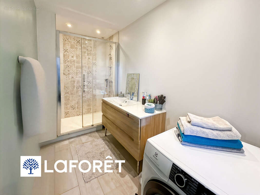 Appartement à EPINAY-SUR-ORGE