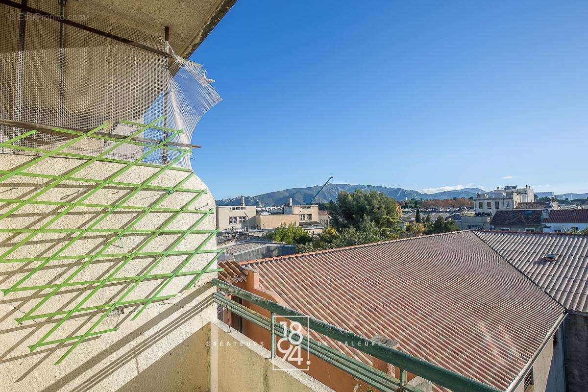 Appartement à MARSEILLE-5E