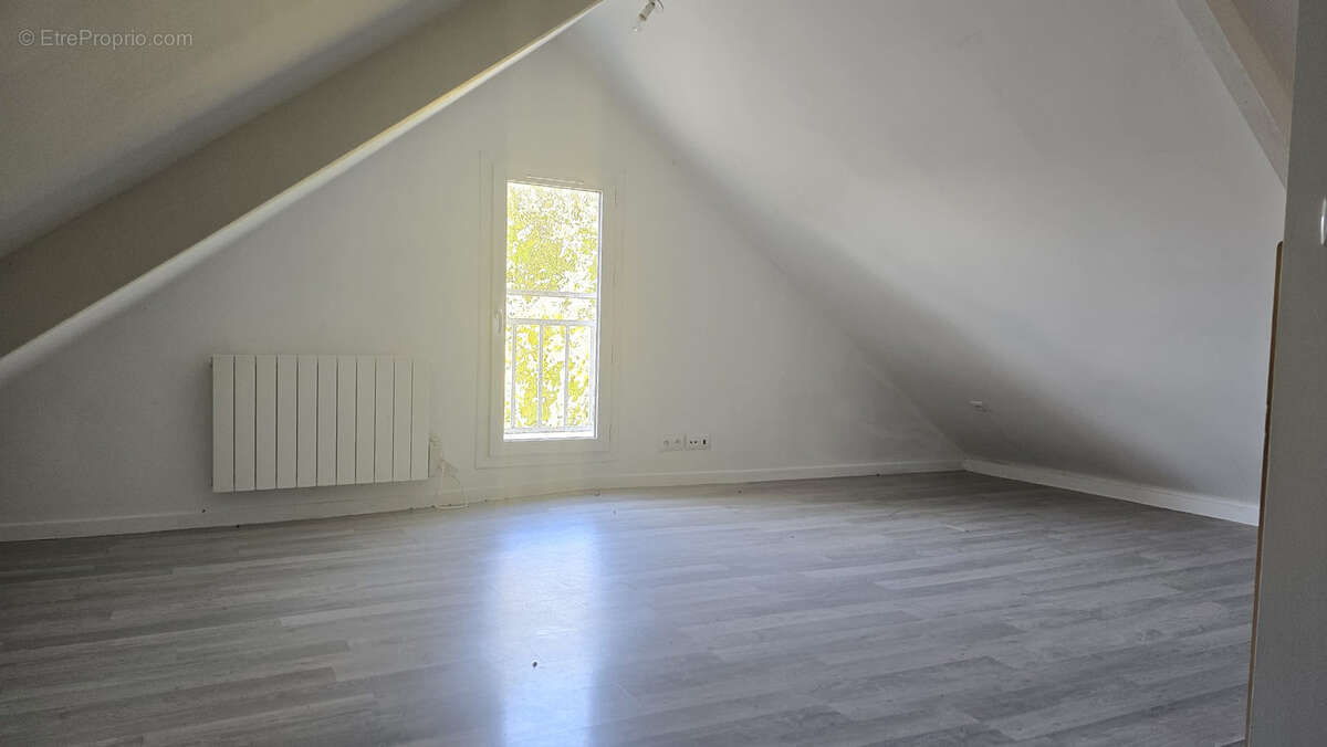 Maison à BURES-SUR-YVETTE