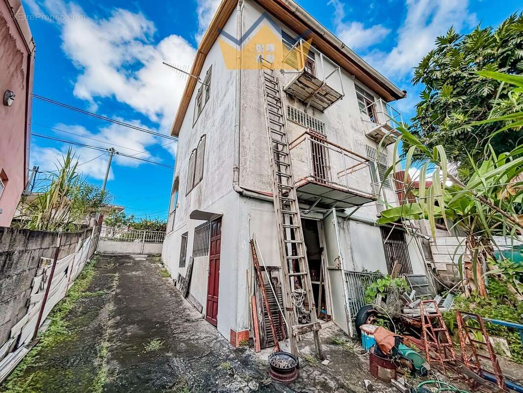 Maison à FORT-DE-FRANCE