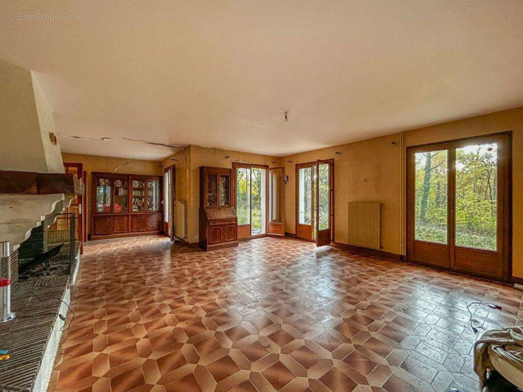 Maison à MERY-SUR-CHER