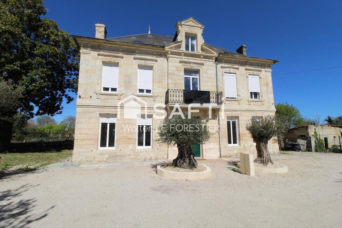 Photo 1 - Appartement à SAINT-LOUIS-DE-MONTFERRAND