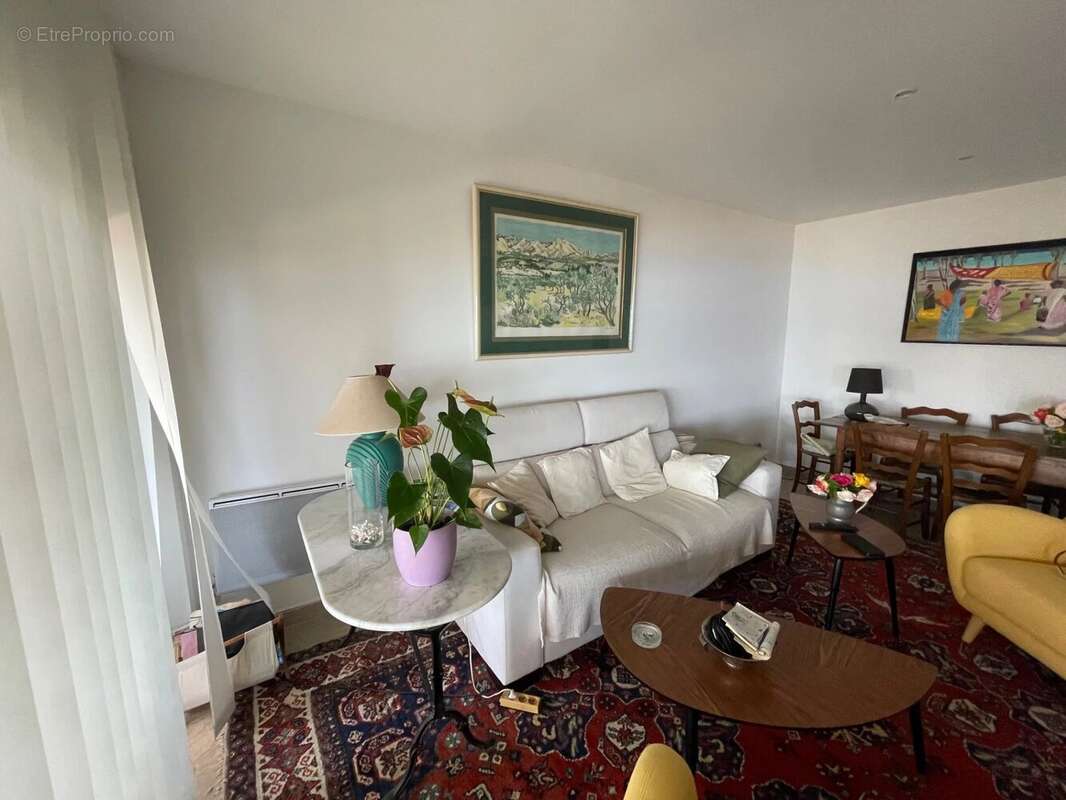 Appartement à VILLENEUVE-LOUBET