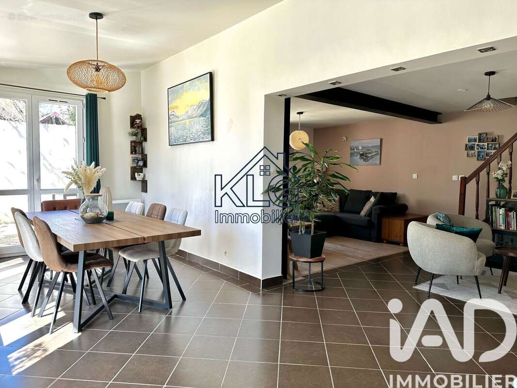 Maison 122 m² à Coltainville  - photo 8