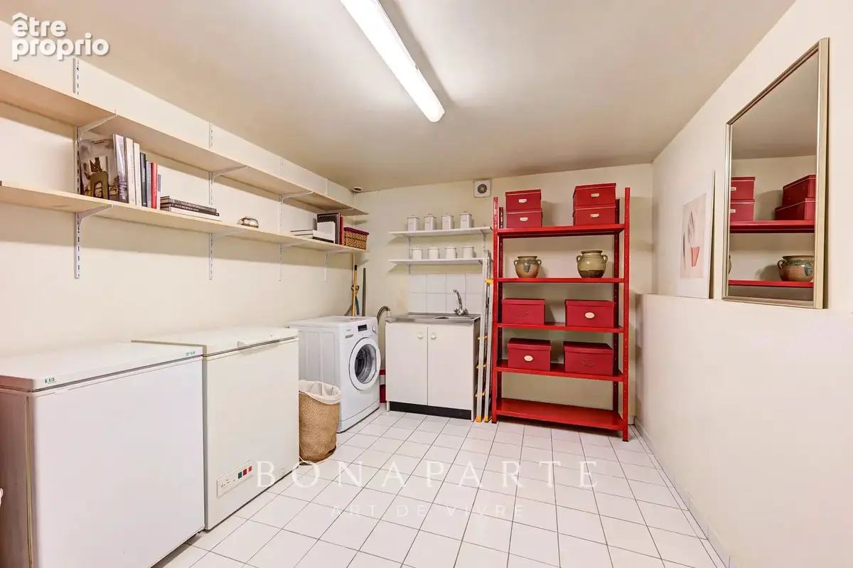 Au pied du métro marcel-sembat — souplex de 118 m² au sol - photo 12