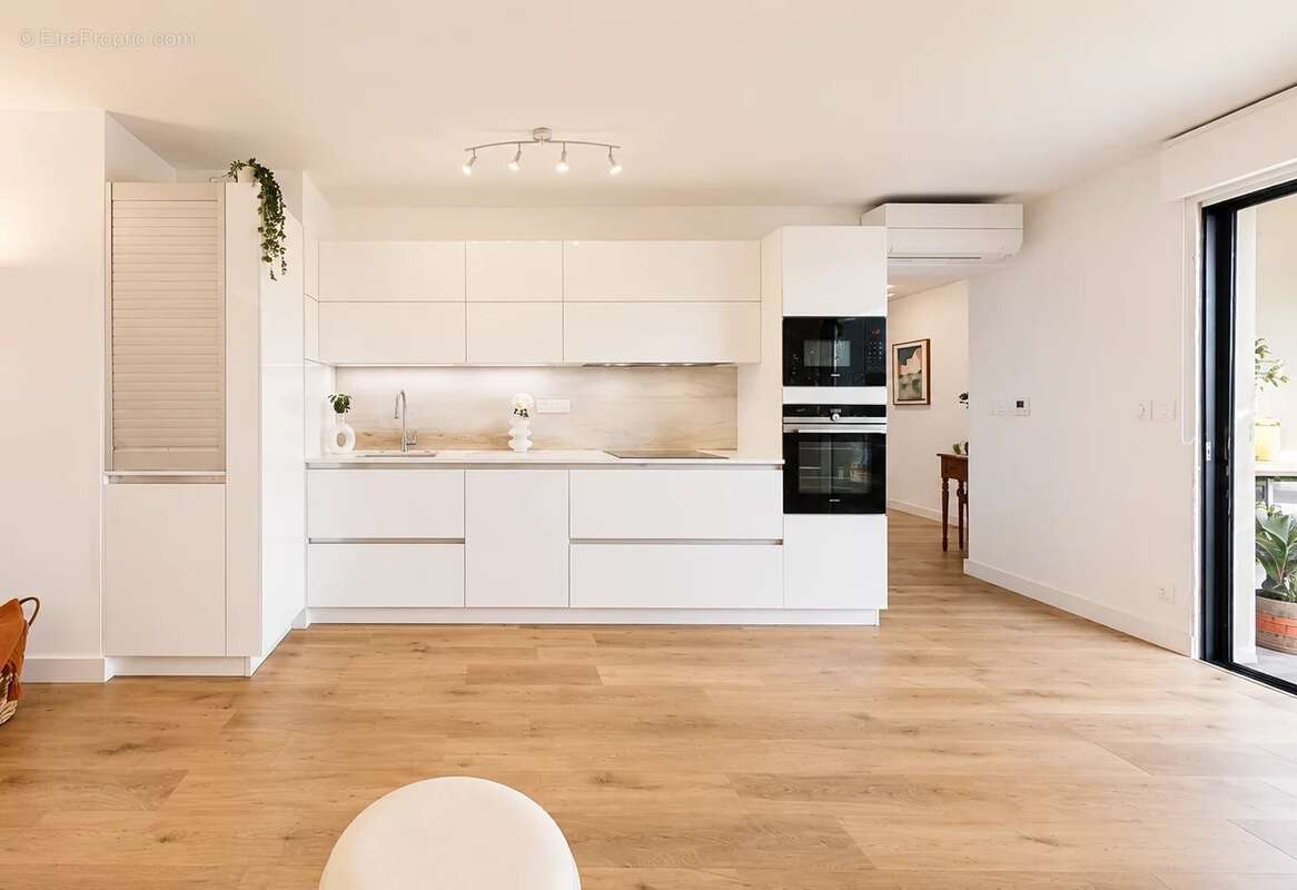 Appartement à HYERES