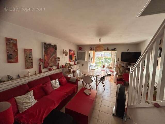 A VENDRE VILLA T4xtérieurs et les - photo 2